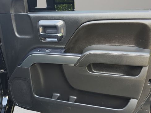 Used 2015 Chevrolet Silverado 2500 LT AWD/4WD image 18