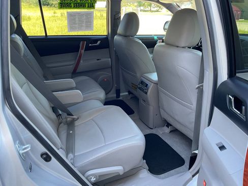 Used 2008 Toyota Highlander Limited AWD/4WD image 43