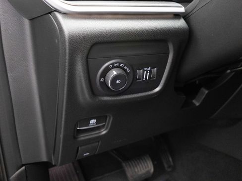 New 2026 Jeep Grand Cherokee L Limited w/ Limited Altitude Package AWD/4WD image 18