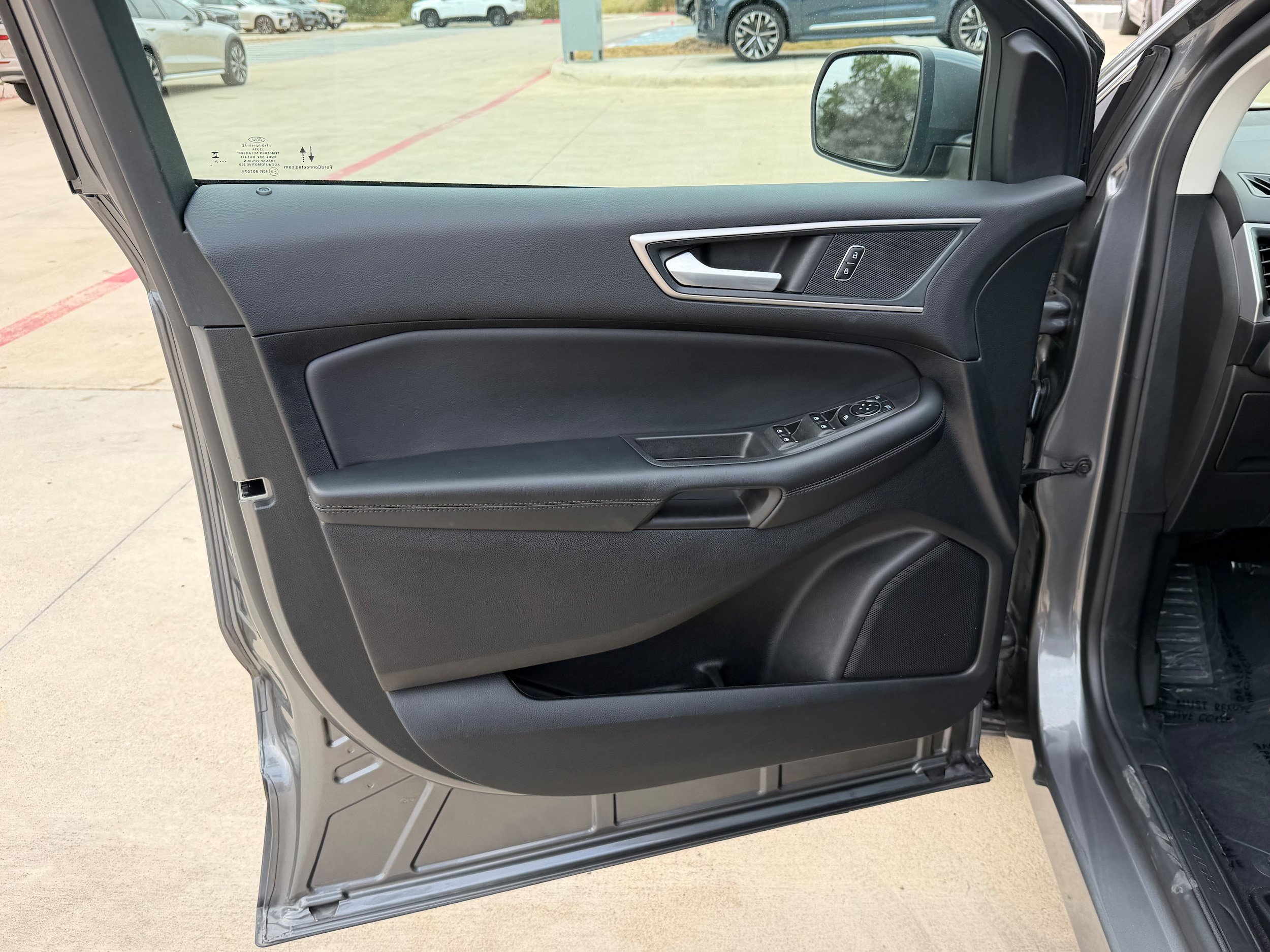 Used 2024 Ford Edge SEL w/ Convenience Package AWD/4WD image 23