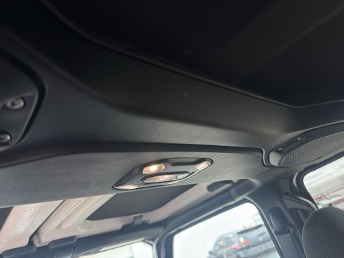 Used 2021 Jeep Wrangler Unlimited Sport AWD/4WD image 28