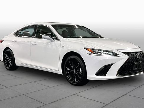 Used 2024 Lexus ES 350 F Sport w/ Accessory Package (Z1) FWD image 3