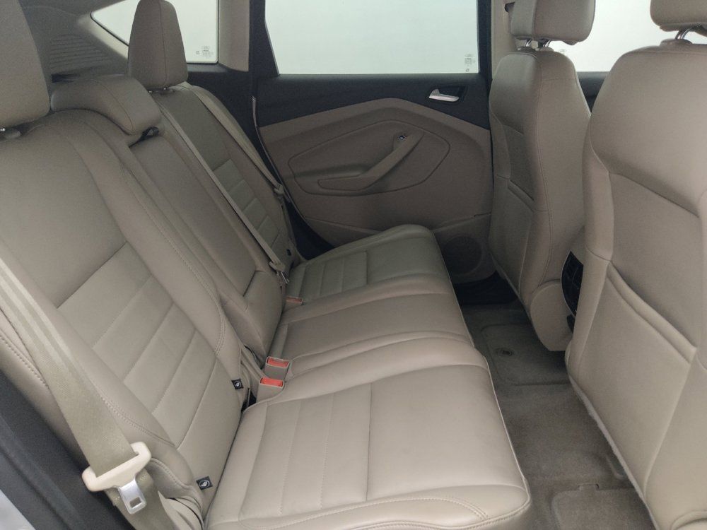 Used 2015 Ford C-MAX Energi SEL FWD image 19