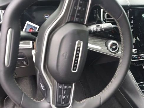 Used 2022 Jeep Wagoneer Series III w/ Premium Group I image 11