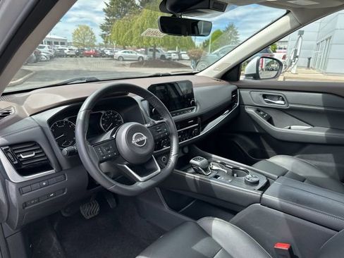 Certified 2023 Nissan Rogue SL w/ SL Premium Package AWD/4WD image 13