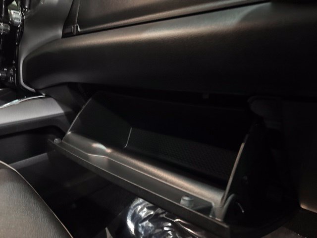 Used 2026 RAM 2500 Laramie w/ Sport Appearance Package AWD/4WD image 41