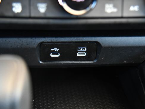 Used 2025 Honda Accord SE image 24