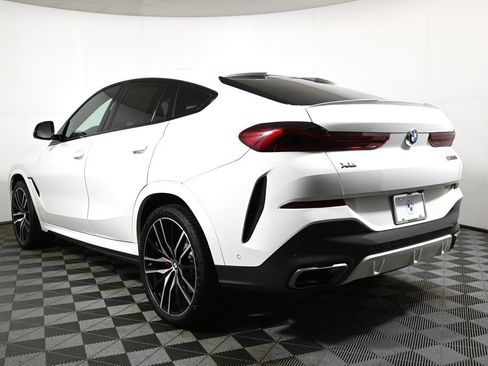 Certified 2023 BMW X6 M50i w/ Dynamic Handling Package image 5