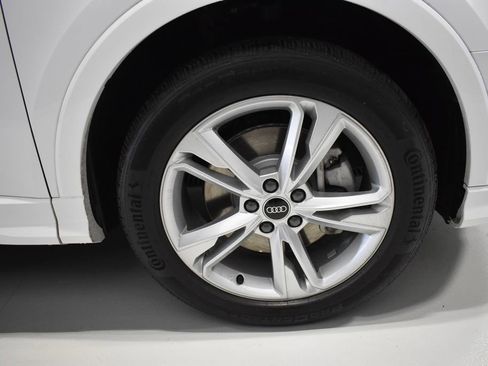 Used 2024 Audi Q3 2.0T Premium Plus w/ Premium Plus Package image 10