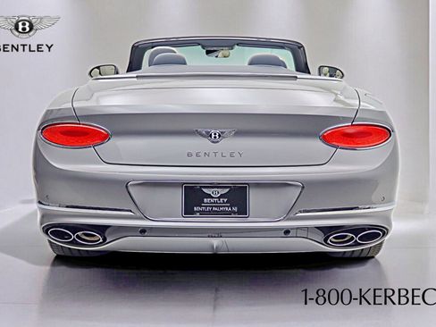 Used 2023 Bentley Continental GT Azure image 11