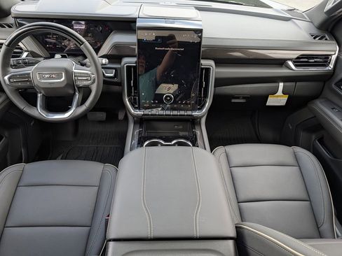 New 2026 GMC Yukon Elevation w/ Elevation Premium Package AWD/4WD image 11