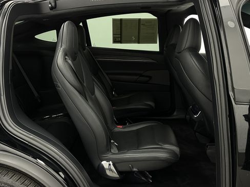 Used 2023 Tesla Model X AWD/4WD image 40