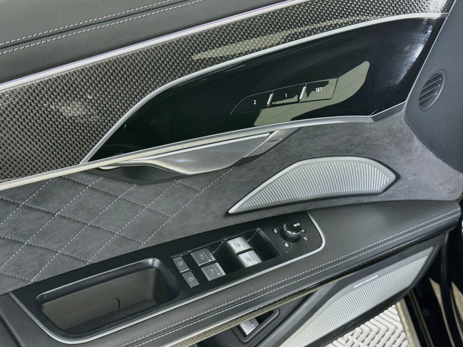Certified 2025 Audi S8 w/ Executive Package AWD/4WD image 11