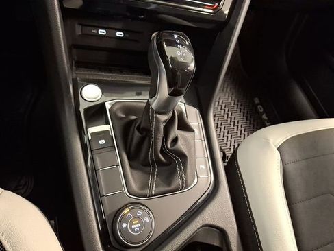 New 2026 Volkswagen Taos SE AWD/4WD image 15
