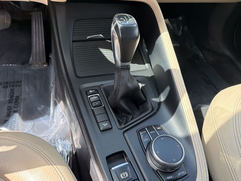 Used 2018 BMW X1 xDrive28i AWD/4WD image 18