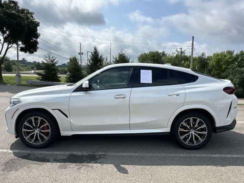 Used 2023 BMW X6 xDrive40i w/ Executive Package AWD/4WD image 2