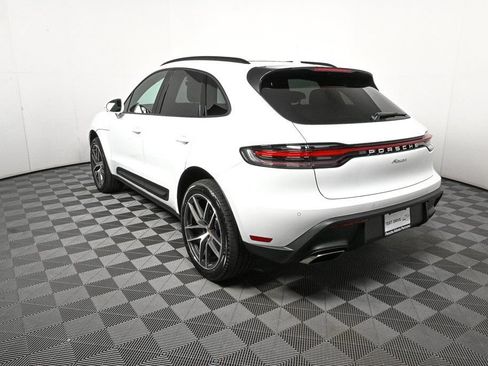 Certified 2026 Porsche Macan AWD/4WD image 3