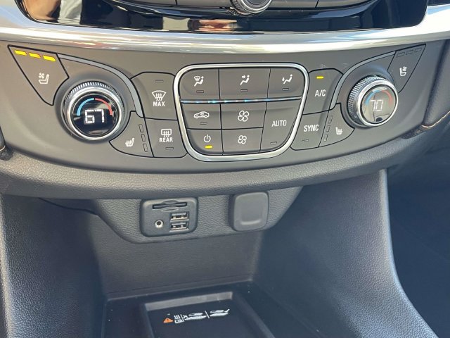Certified 2020 Chevrolet Traverse Premier FWD image 20