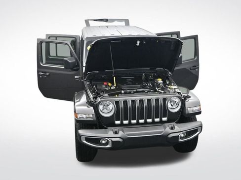 Used 2021 Jeep Wrangler Unlimited Sahara image 31
