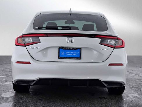 Used 2023 Honda Civic Sport image 4