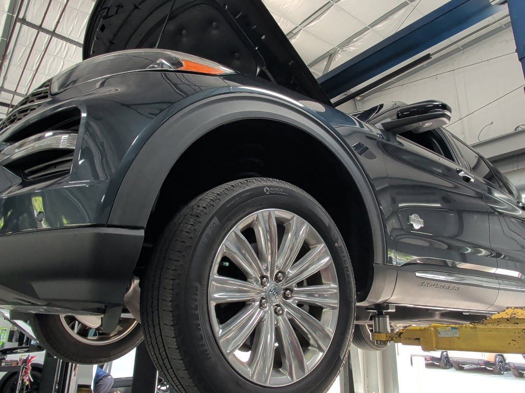 Used 2023 Ford Explorer King Ranch w/ Technology Package AWD/4WD image 5