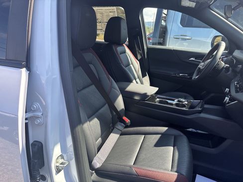 New 2026 Chevrolet Equinox RS w/ Convenience Package III image 26