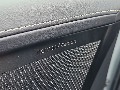 New 2026 Volvo XC90 B6 Plus w/ Protection Package Premier image 9