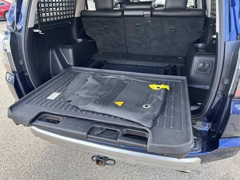 Used 2018 Toyota 4Runner TRD Off-Road Premium image 10