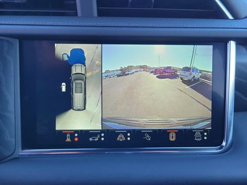 Used 2024 GMC Yukon Denali w/ Denali Reserve Package image 21