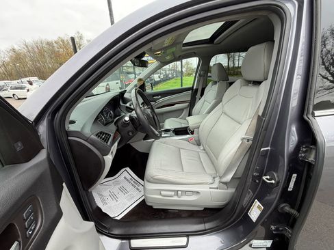 Used 2017 Acura MDX SH-AWD w/ Technology Package image 8