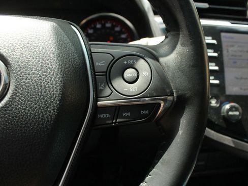 Used 2018 Toyota Camry XSE w/ Driver Assist Package image 29