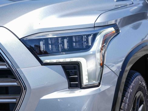 New 2026 Toyota Sequoia Platinum AWD/4WD image 5