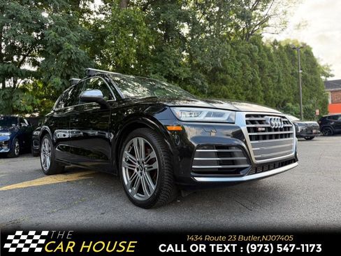 Used 2018 Audi SQ5 Premium Plus w/ S Sport Package AWD/4WD image 11