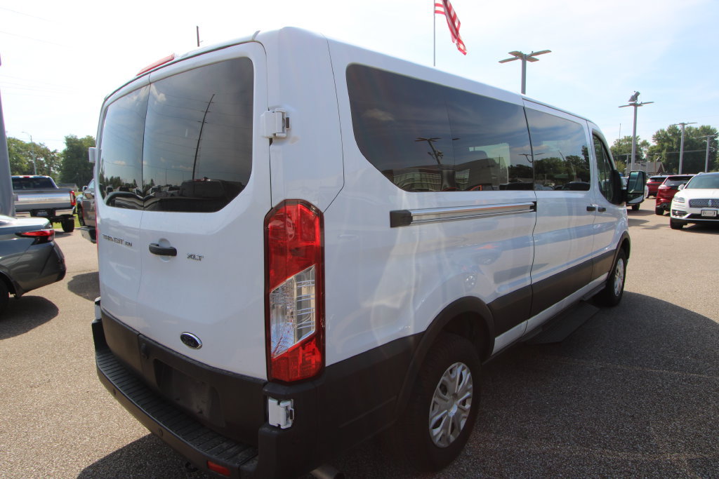 Used 2025 Ford Transit 350 XLT RWD image 6