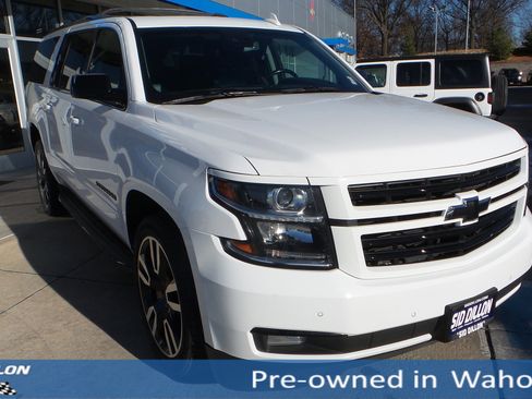 Used 2019 Chevrolet Suburban Premier image 7