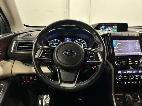 Used 2019 Subaru Ascent Touring AWD/4WD image 14