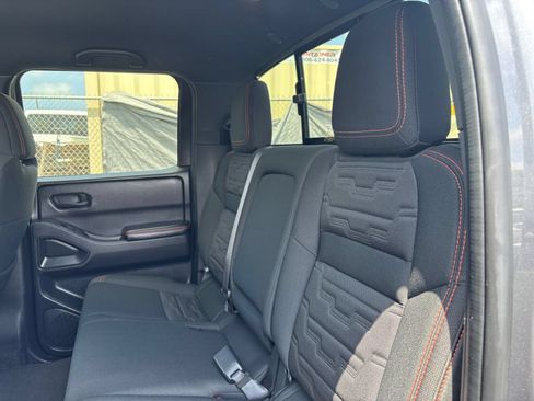 Used 2026 Nissan Frontier PRO-4X AWD/4WD image 27