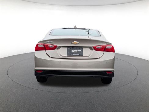 Used 2024 Chevrolet Malibu LT image 6