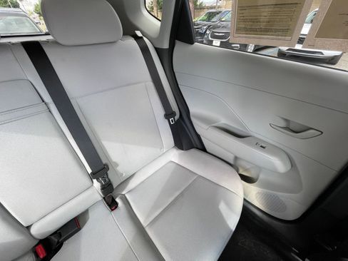 Used 2025 Hyundai Kona SEL image 37