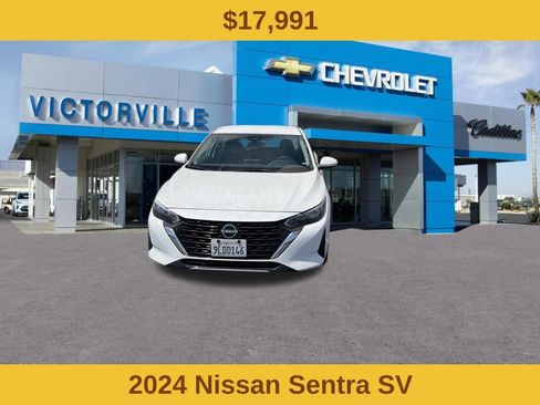 Used 2024 Nissan Sentra SV FWD image 2