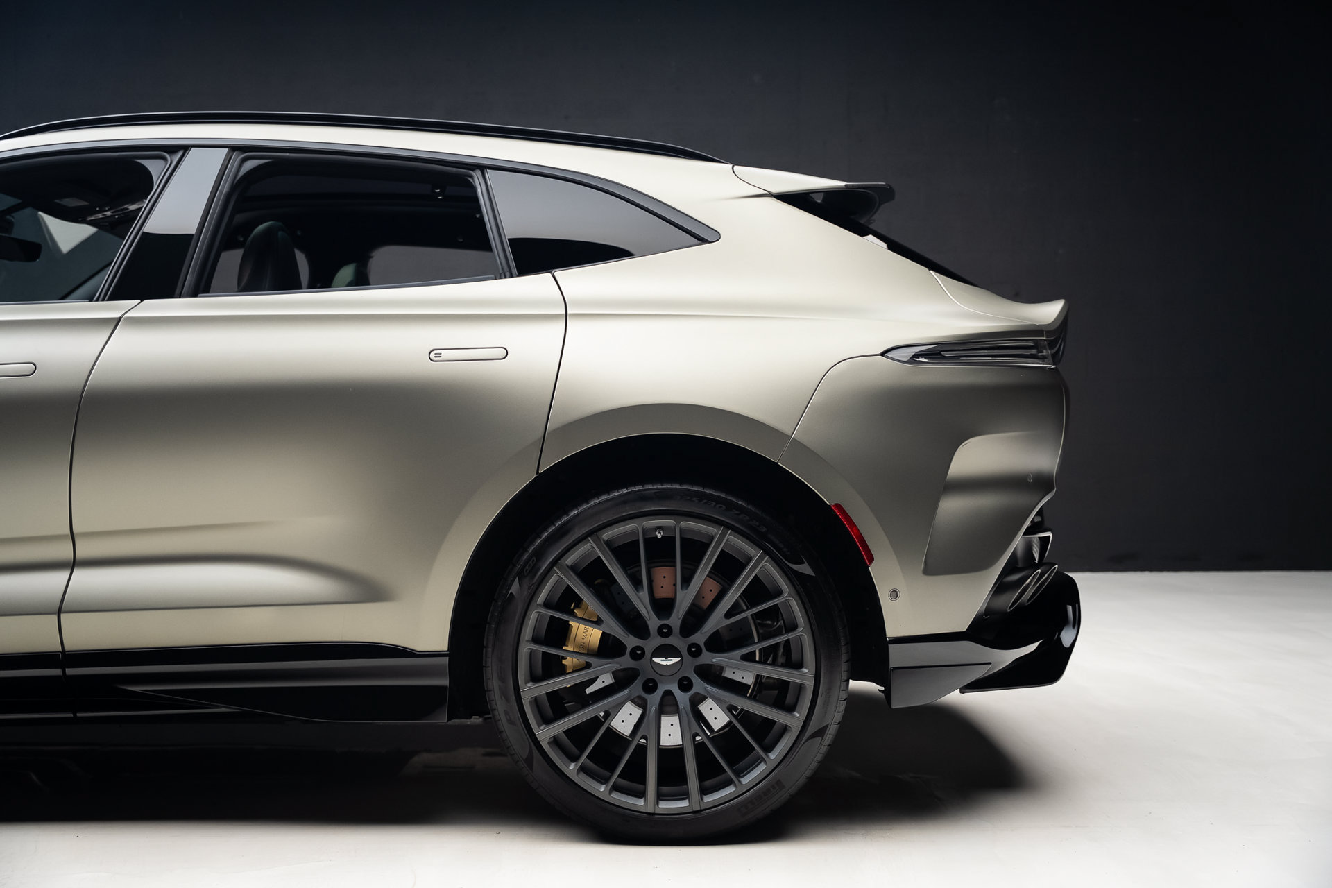 Used 2023 Aston Martin DBX 707 AWD/4WD image 20