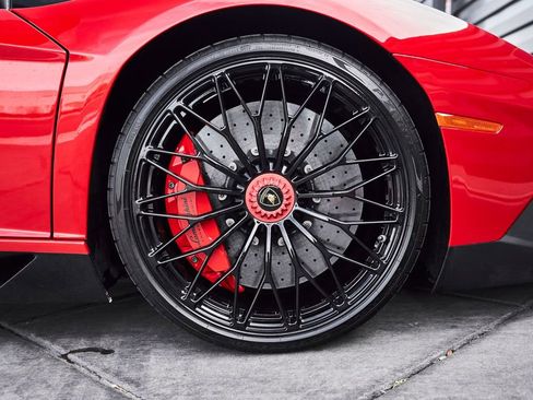 Used 2016 Lamborghini Aventador LP 750-4 Superveloce AWD/4WD image 30