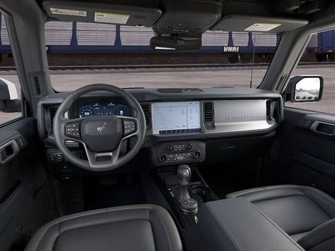 New 2026 Ford Bronco Outer Banks AWD/4WD image 9