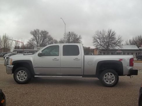 Used 2014 Chevrolet Silverado 2500 LTZ w/ LTZ Plus Package image 1
