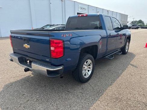 Used 2019 Chevrolet Silverado 1500 LT w/ All Star Edition AWD/4WD image 3