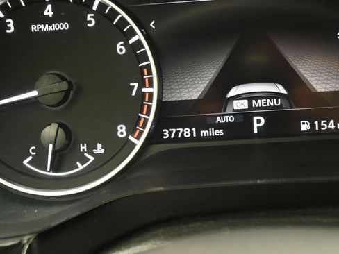 Used 2025 Nissan Pathfinder SV AWD/4WD image 17
