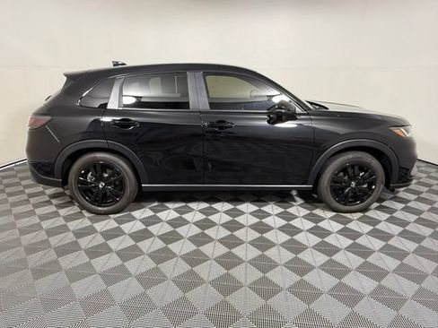 Used 2026 Honda HR-V Sport image 7