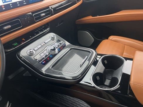 Used 2023 Lincoln Nautilus Black Label w/ Class II Trailer Tow Package image 35