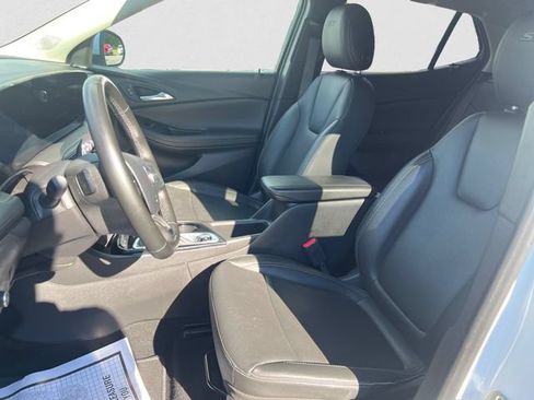 Used 2024 Buick Encore GX Sport Touring AWD/4WD image 9