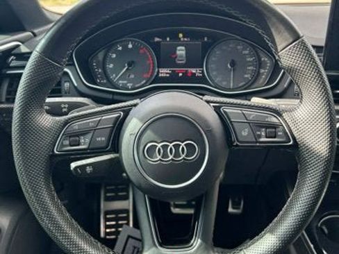 Used 2022 Audi S5 Premium image 12